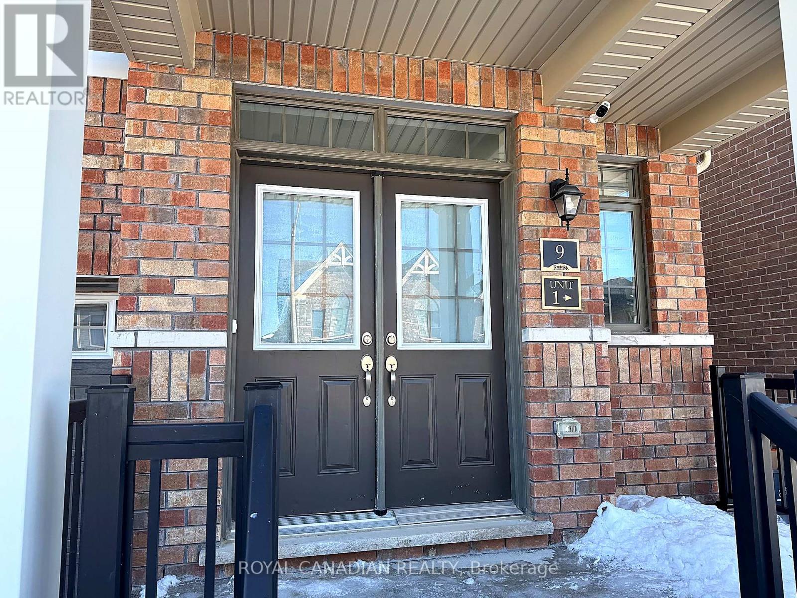 Main - 9 Bannister Road, Barrie, Ontario  L9J 0L4 - Photo 2 - S12841464