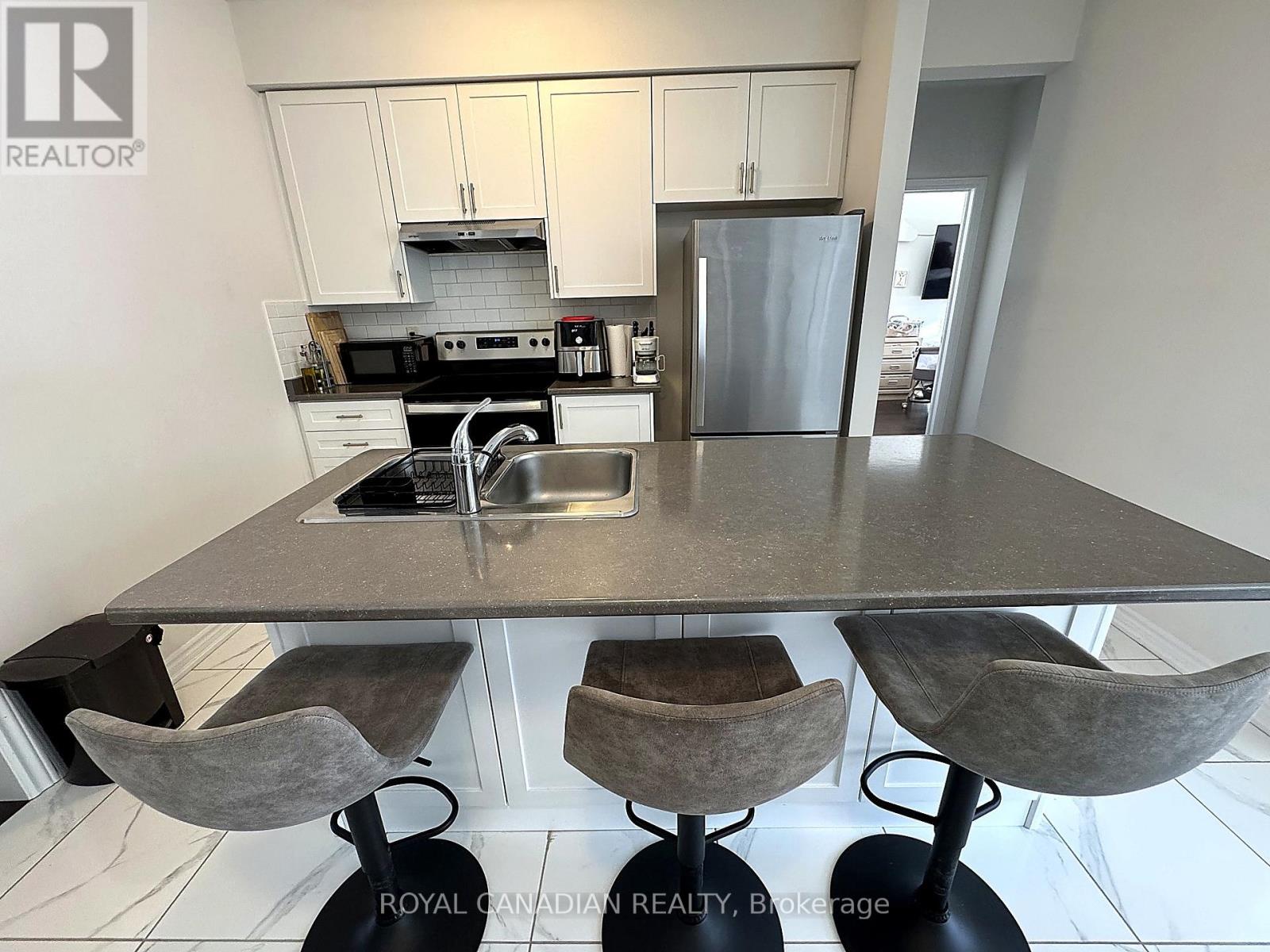 Main - 9 Bannister Road, Barrie, Ontario  L9J 0L4 - Photo 8 - S12841464