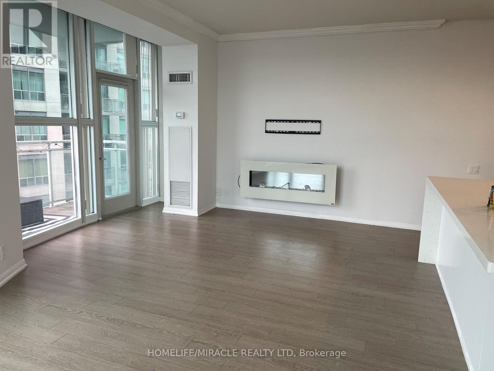 801 - 2067 Lake Shore Boulevard, Toronto, Ontario  M8V 4B8 - Photo 22 - W12817556