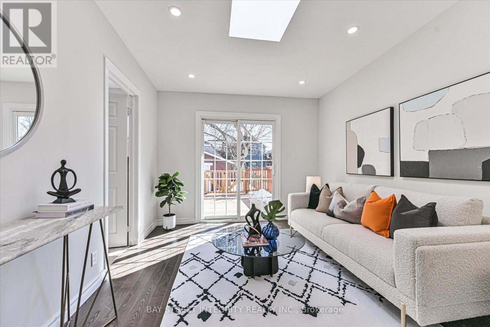 99 Symons Street, Toronto, Ontario  M8V 1V1 - Photo 15 - W12841382