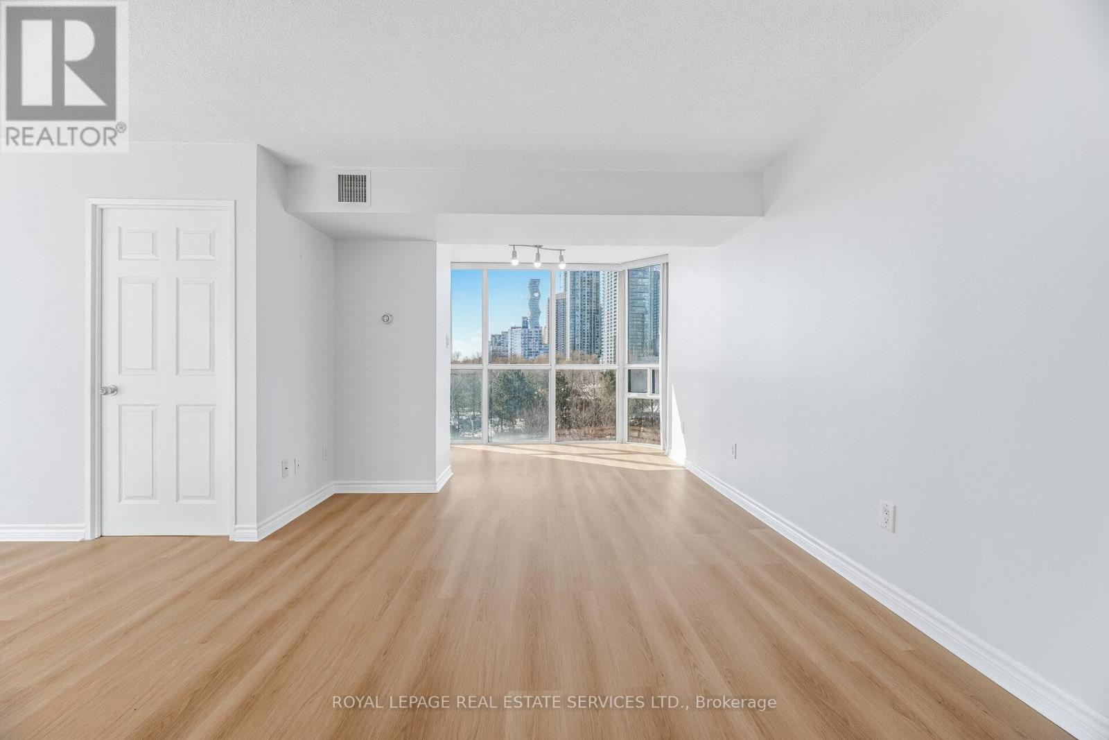 604 - 285 Enfield Place, Mississauga, Ontario L5B 3Y6 - Photo 23 - W12841406