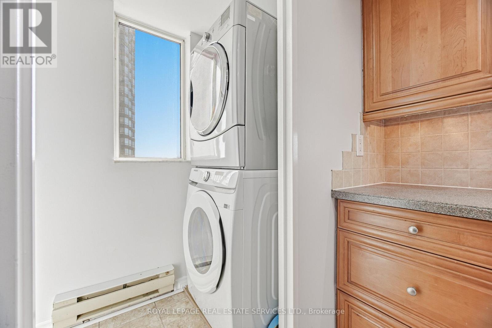 604 - 285 Enfield Place, Mississauga, Ontario L5B 3Y6 - Photo 38 - W12841406