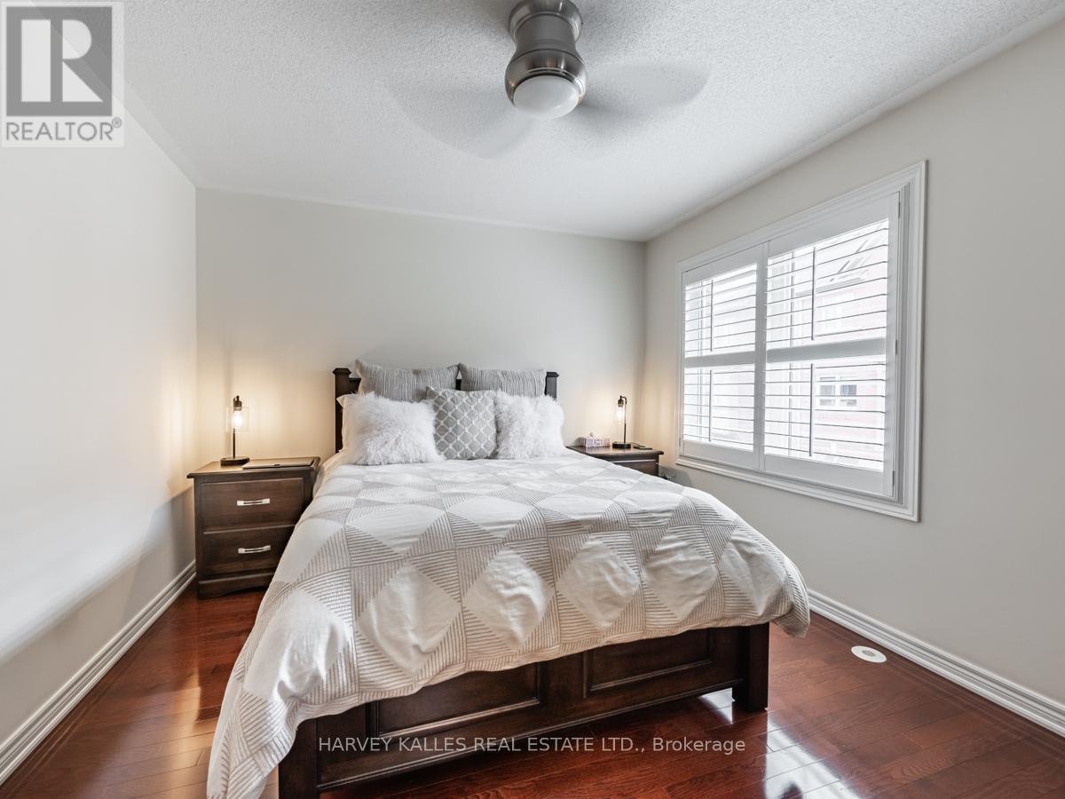 42 Rosewood Avenue, Mississauga, Ontario  L5G 4W3 - Photo 20 - W12841414