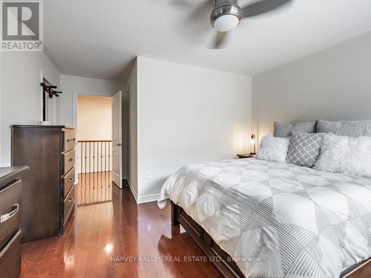 42 Rosewood Avenue, Mississauga, Ontario  L5G 4W3 - Photo 21 - W12841414