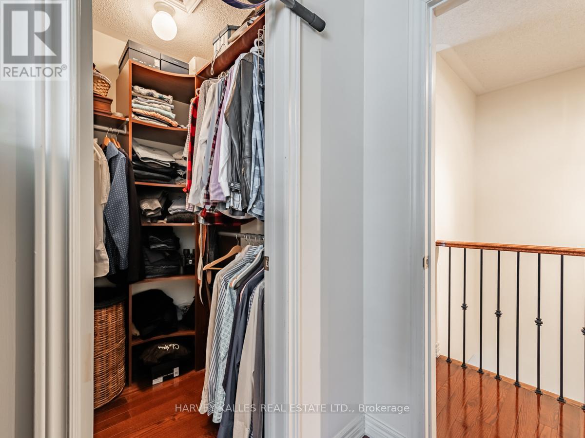 42 Rosewood Avenue, Mississauga, Ontario  L5G 4W3 - Photo 25 - W12841414