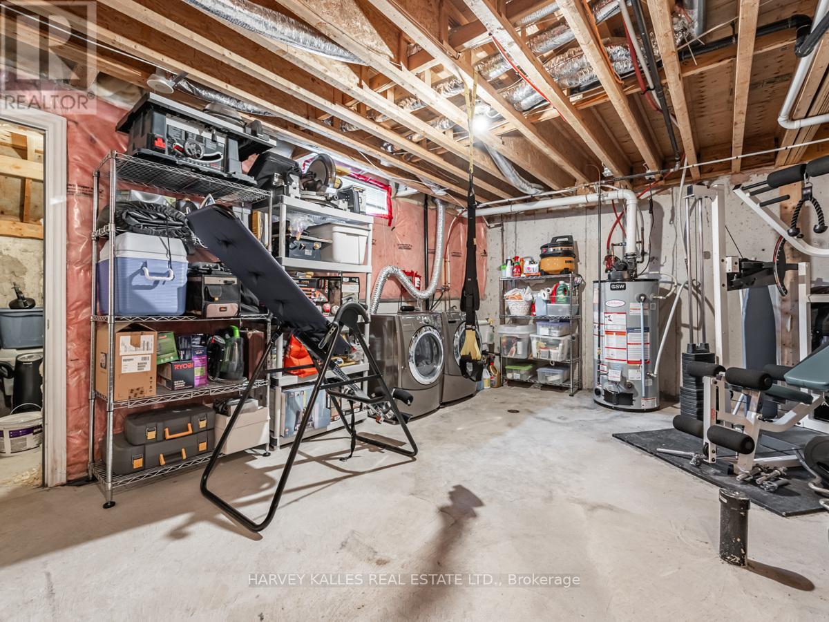 42 Rosewood Avenue, Mississauga, Ontario  L5G 4W3 - Photo 31 - W12841414