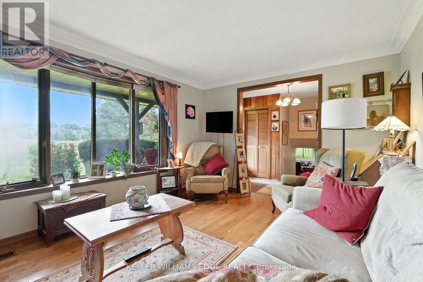 6101 Walkers Line, Burlington, Ontario  L7M 0R2 - Photo 18 - W12841420