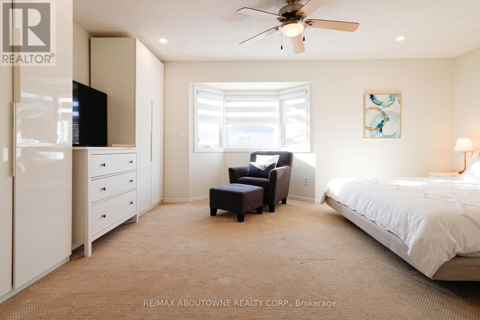 3845 Cedar Hedge Rise, Mississauga, Ontario  L5N 6X2 - Photo 33 - W12841434