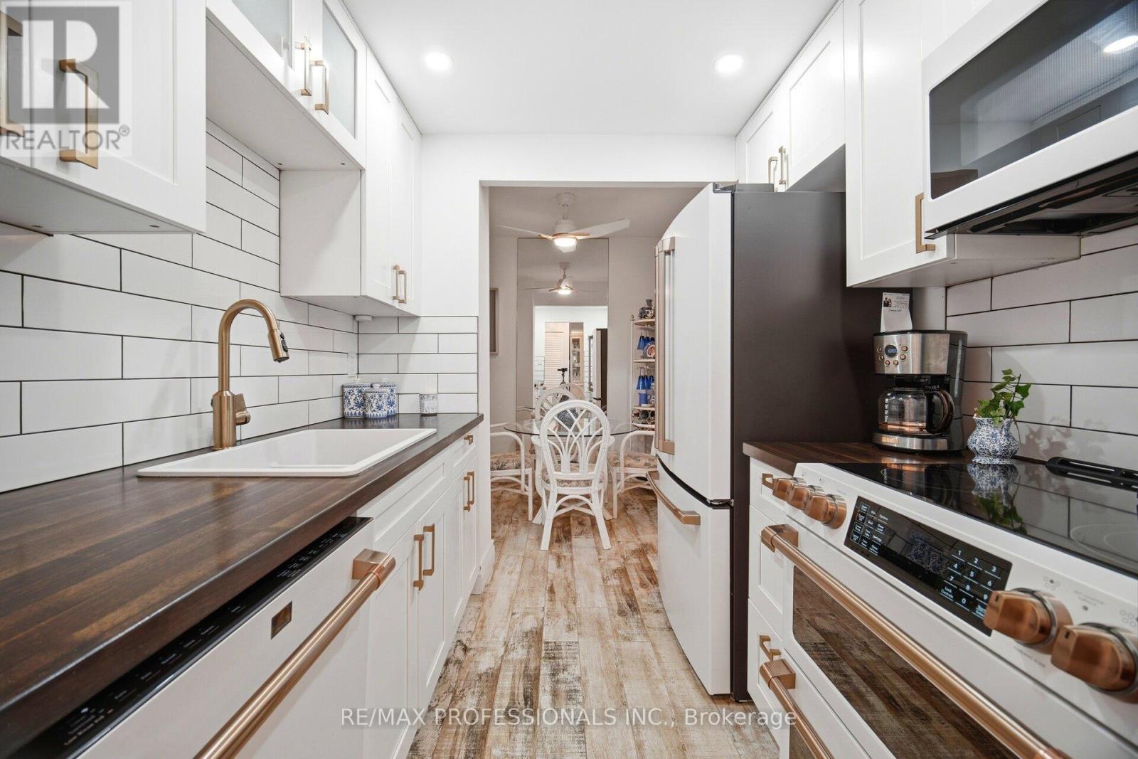 705 - 299 Mill Road, Toronto, Ontario  M9C 4V9 - Photo 21 - W12841442