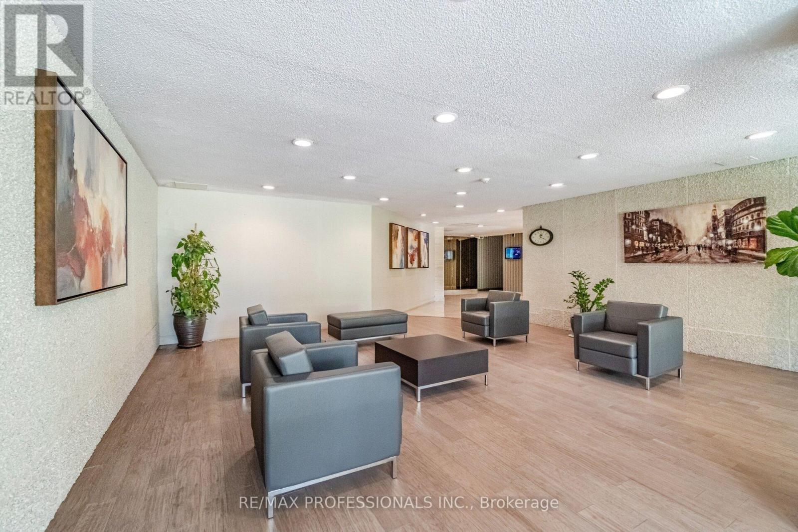 705 - 299 Mill Road, Toronto, Ontario  M9C 4V9 - Photo 6 - W12841442