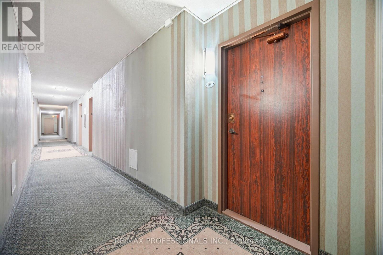 705 - 299 Mill Road, Toronto, Ontario  M9C 4V9 - Photo 7 - W12841442