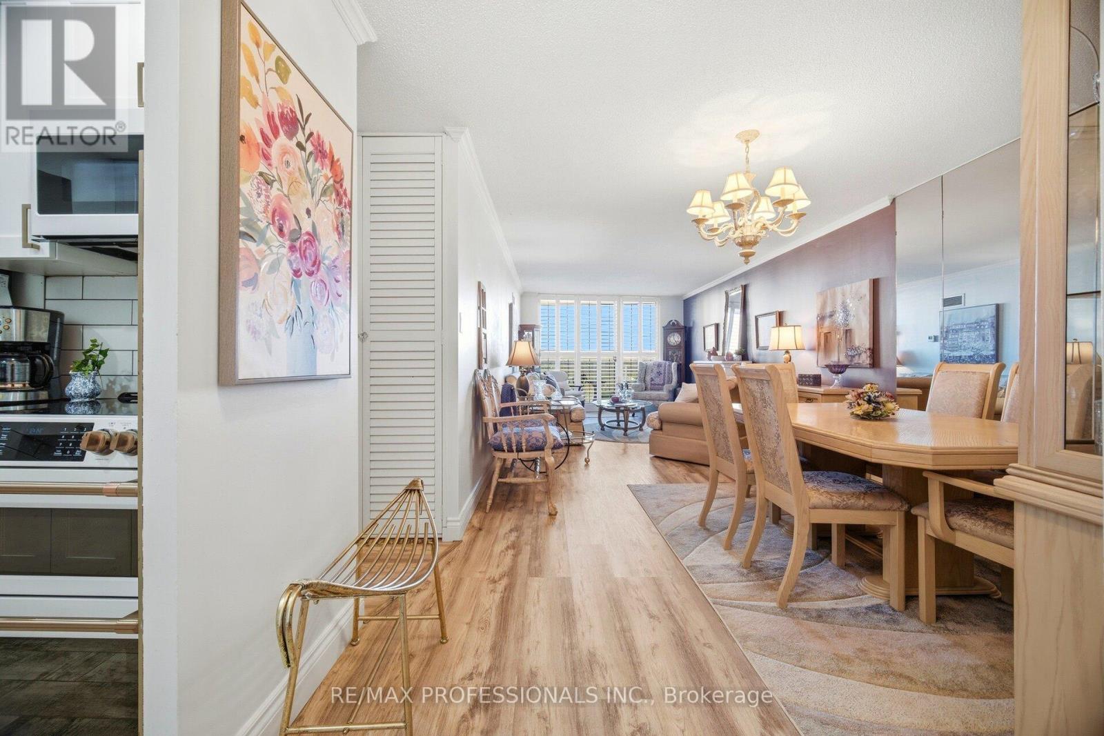 705 - 299 Mill Road, Toronto, Ontario  M9C 4V9 - Photo 9 - W12841442