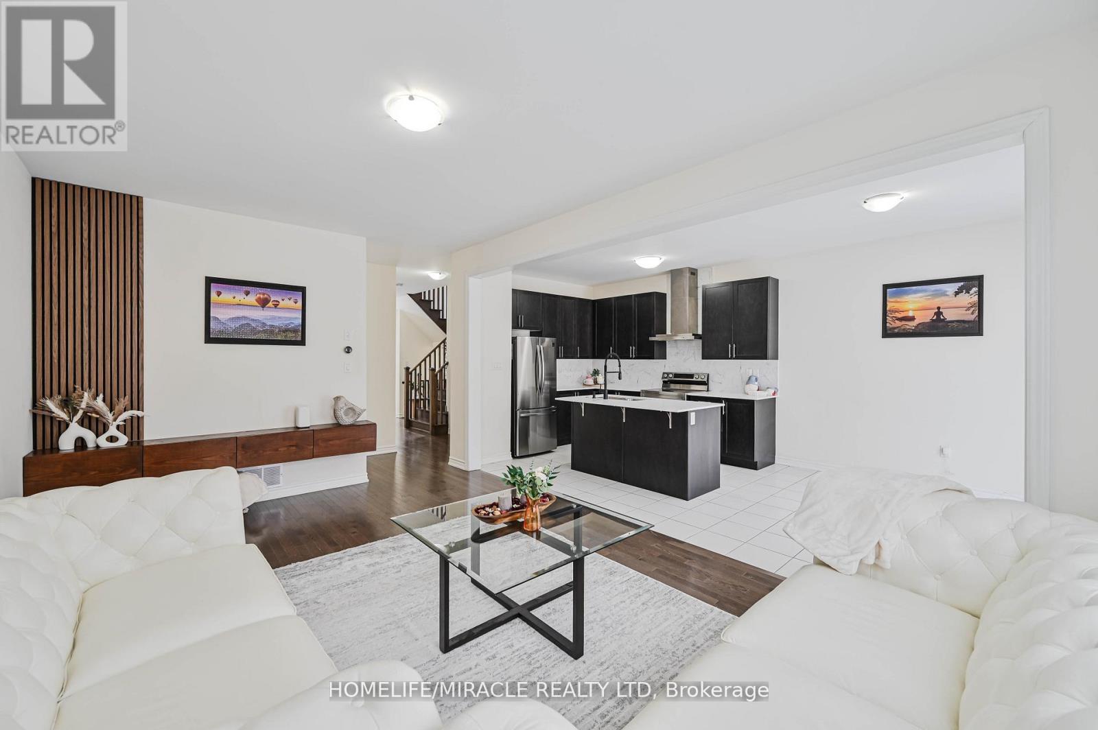 42 Truffle Court, Brampton, Ontario  L7A 5A6 - Photo 10 - W12841448