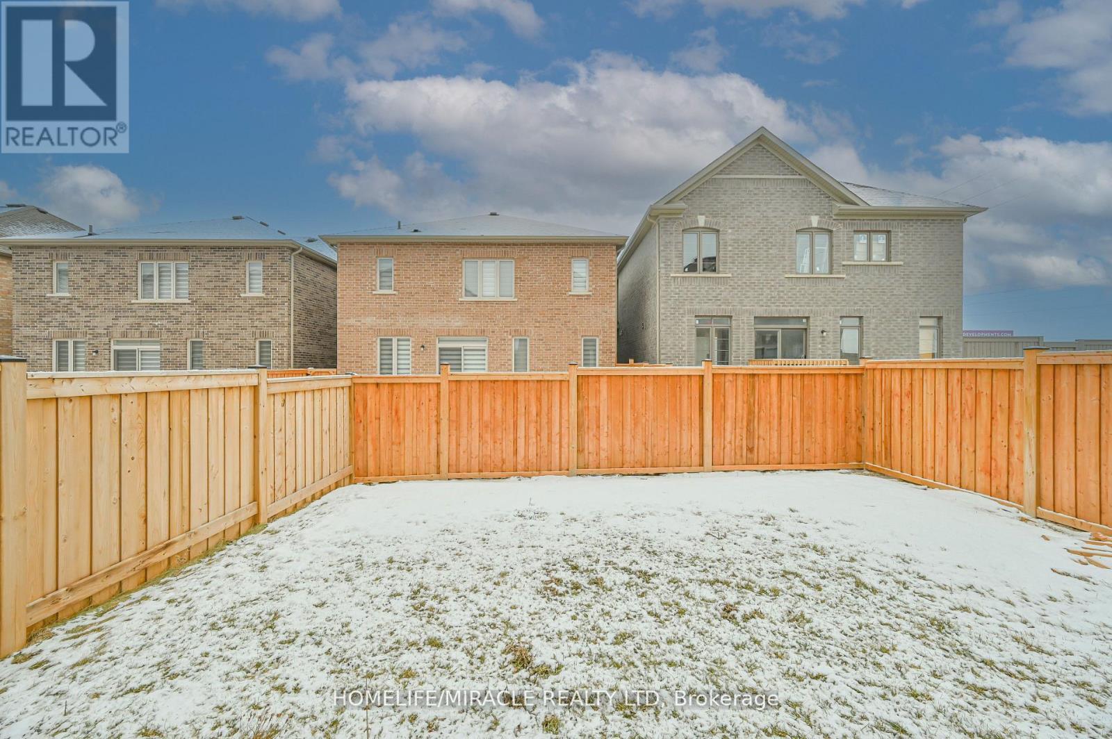 42 Truffle Court, Brampton, Ontario  L7A 5A6 - Photo 37 - W12841448