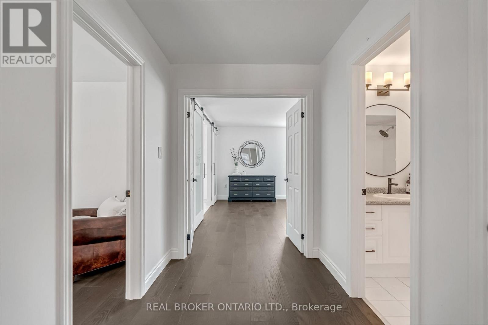 1379 Liverpool Street, Oakville, Ontario  L6M 4P1 - Photo 24 - W12841476