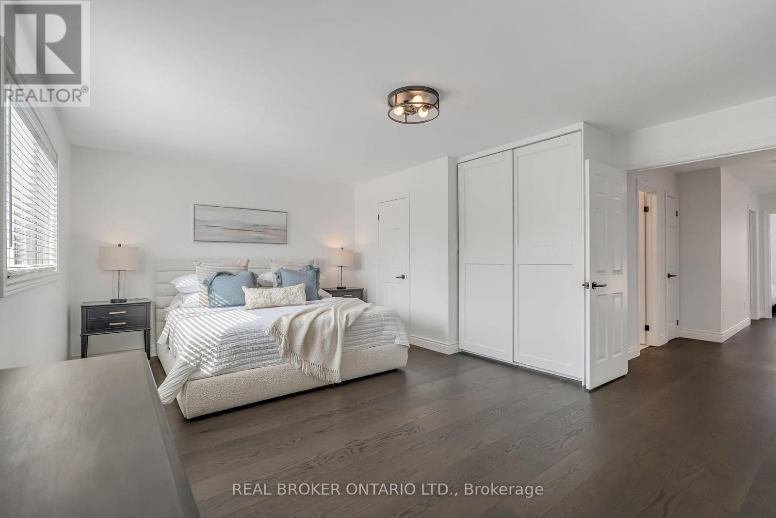 1379 Liverpool Street, Oakville, Ontario  L6M 4P1 - Photo 33 - W12841476