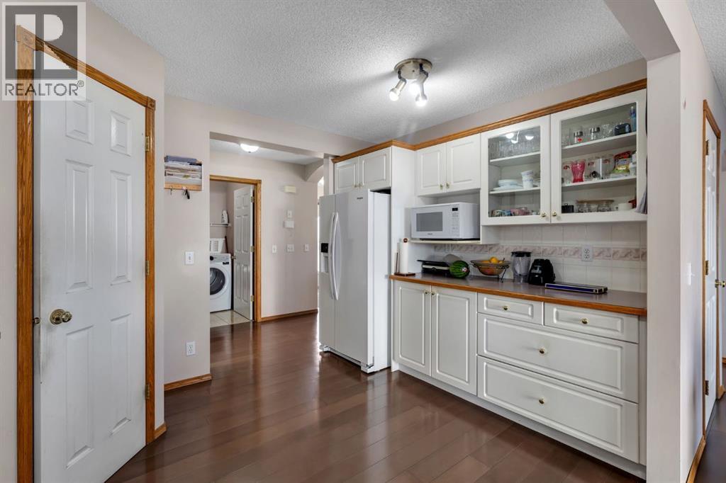 717 Coral Springs Boulevard Ne, Calgary, Alberta  T3J 3T4 - Photo 19 - A2229232