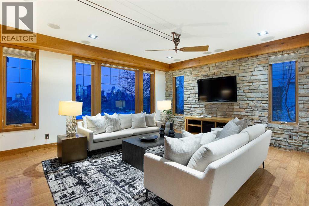 738 Crescent Road Nw, Calgary, Alberta  T2M 4A7 - Photo 7 - A2284312