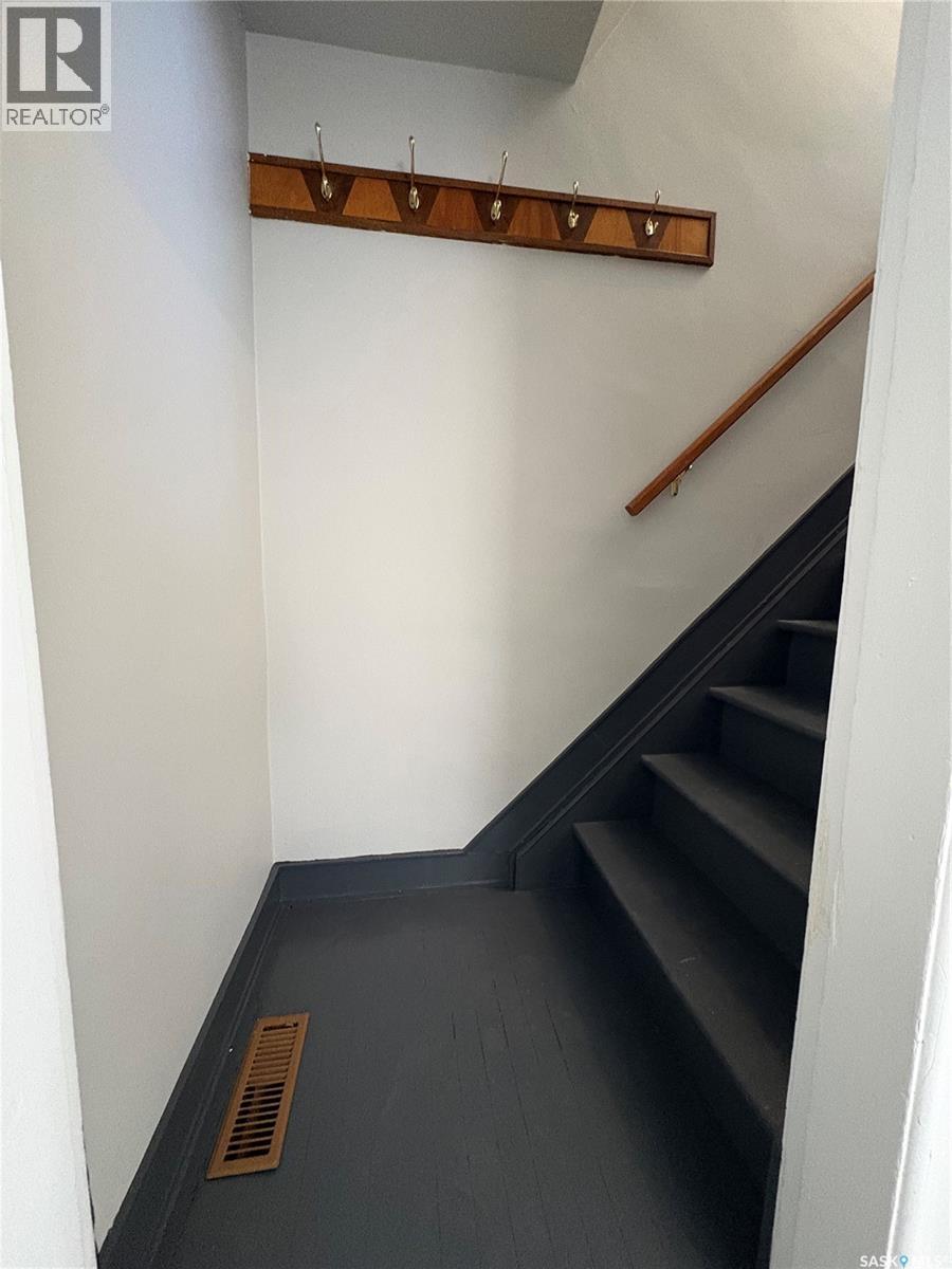 708 Qu'appelle Avenue, Abernethy, Saskatchewan  S0A 0A0 - Photo 12 - SK029644