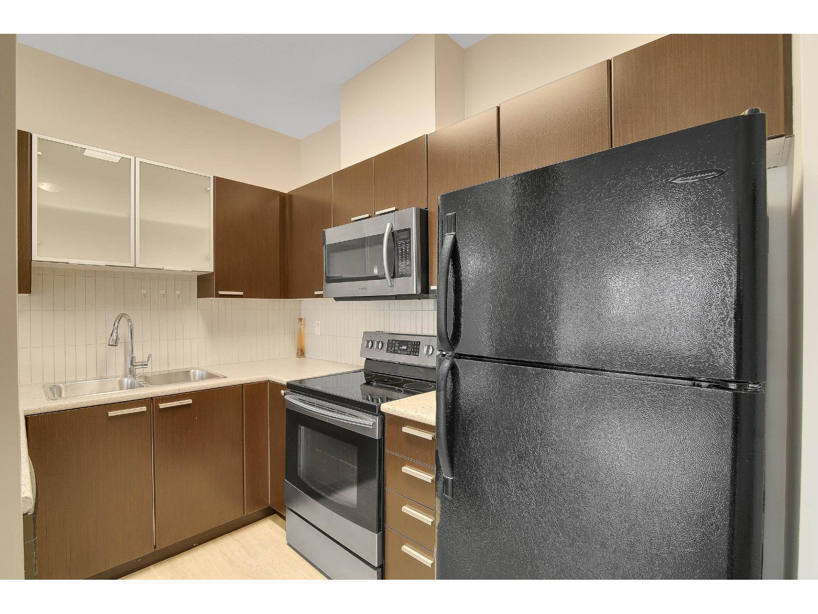 405 10499 University Drive, Surrey, British Columbia  V3T 0A4 - Photo 16 - R3095251