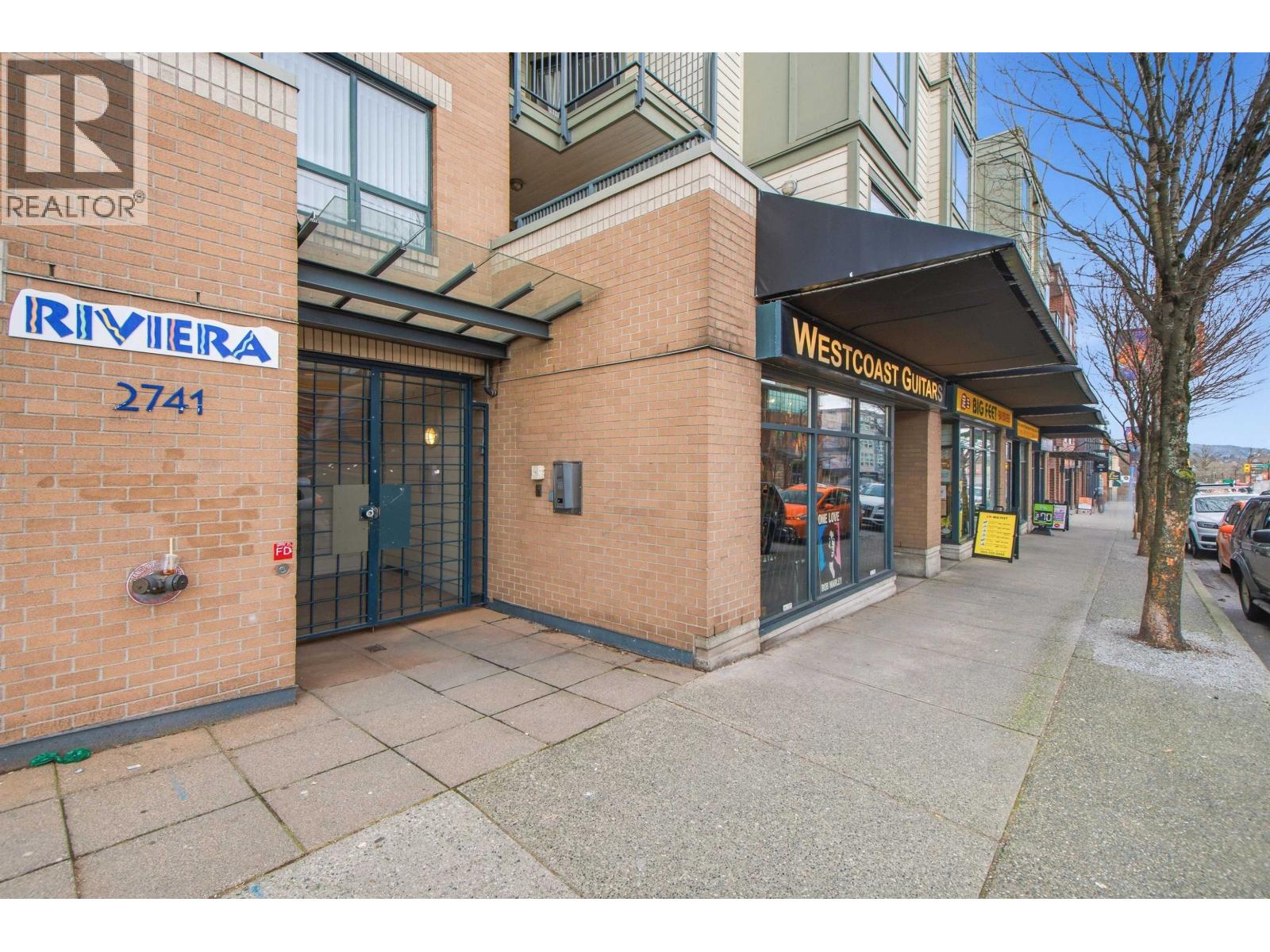 201 2741 E Hastings Street, Vancouver, British Columbia  V5K 1Z8 - Photo 2 - R3094893