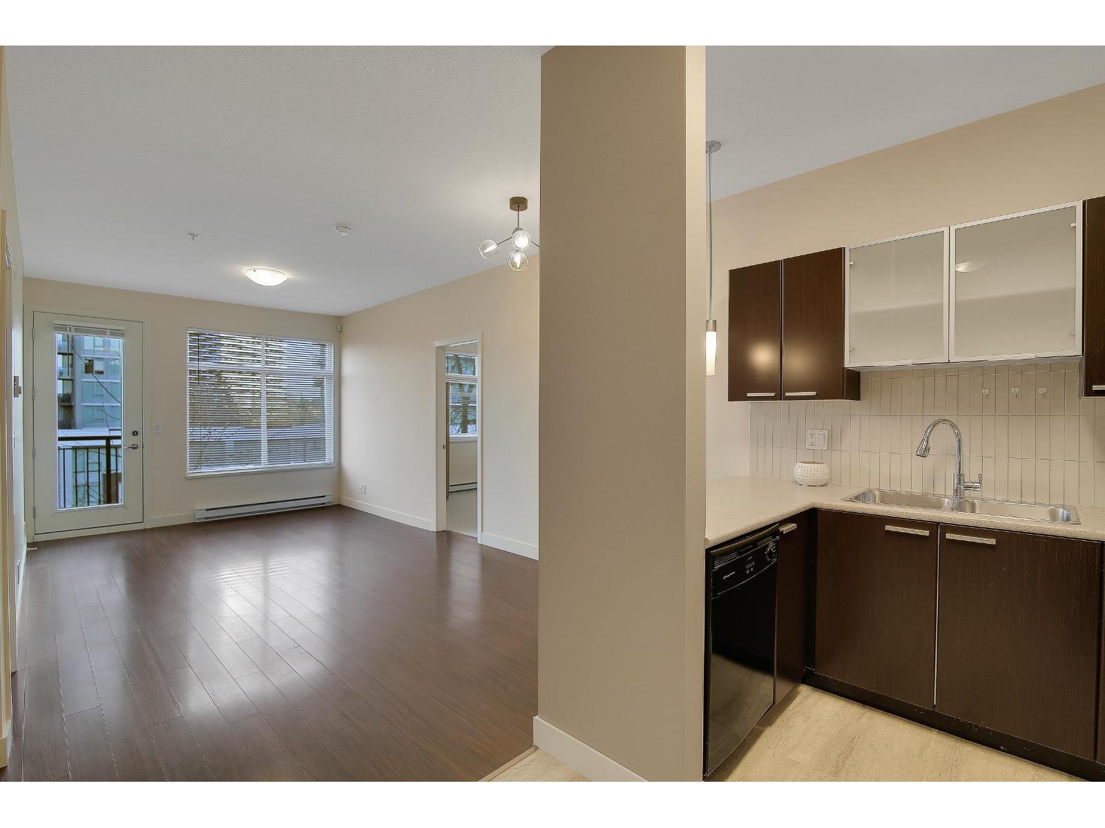 405 10499 University Drive, Surrey, British Columbia  V3T 0A4 - Photo 12 - R3095251