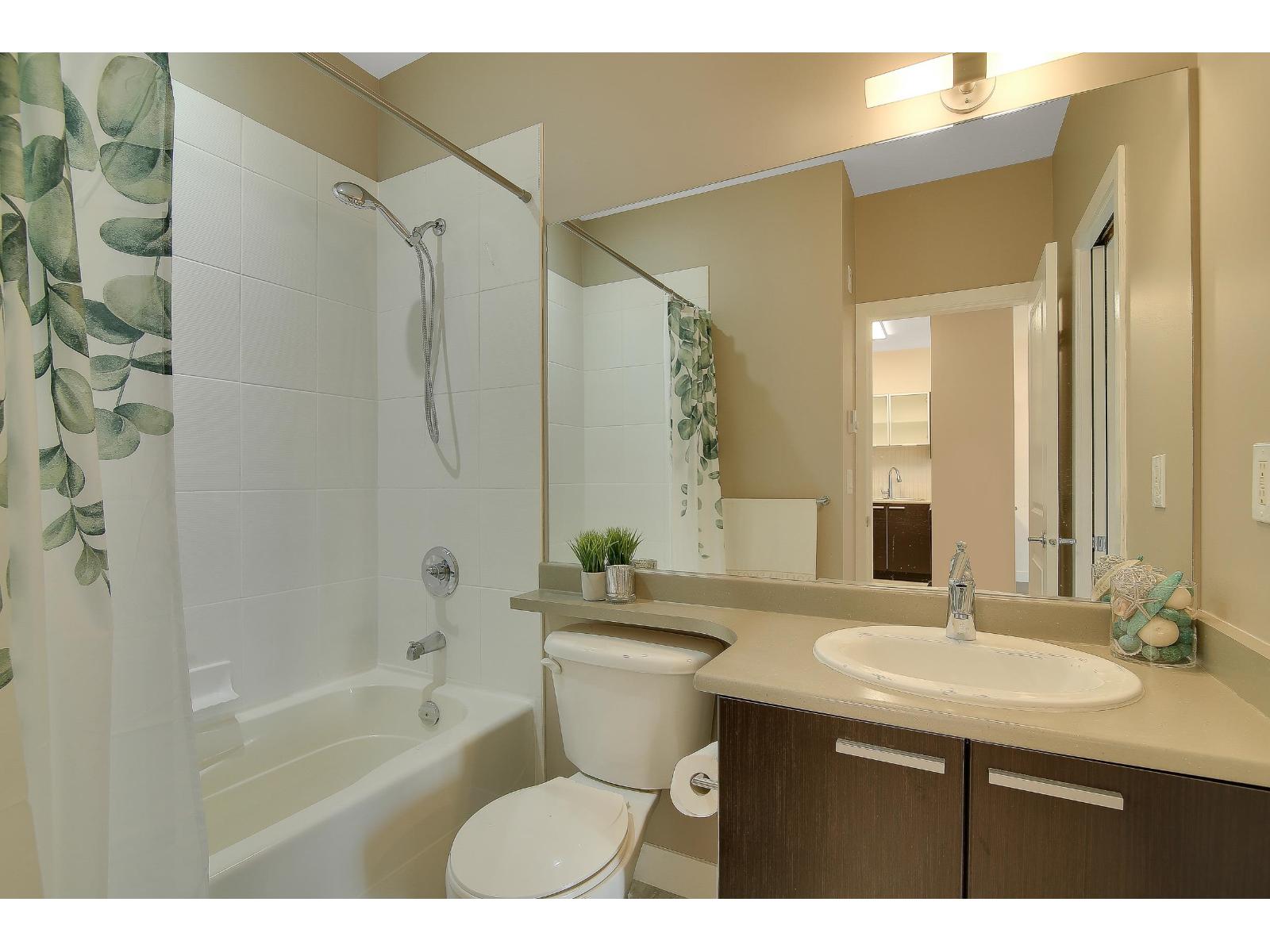 405 10499 University Drive, Surrey, British Columbia  V3T 0A4 - Photo 23 - R3095251