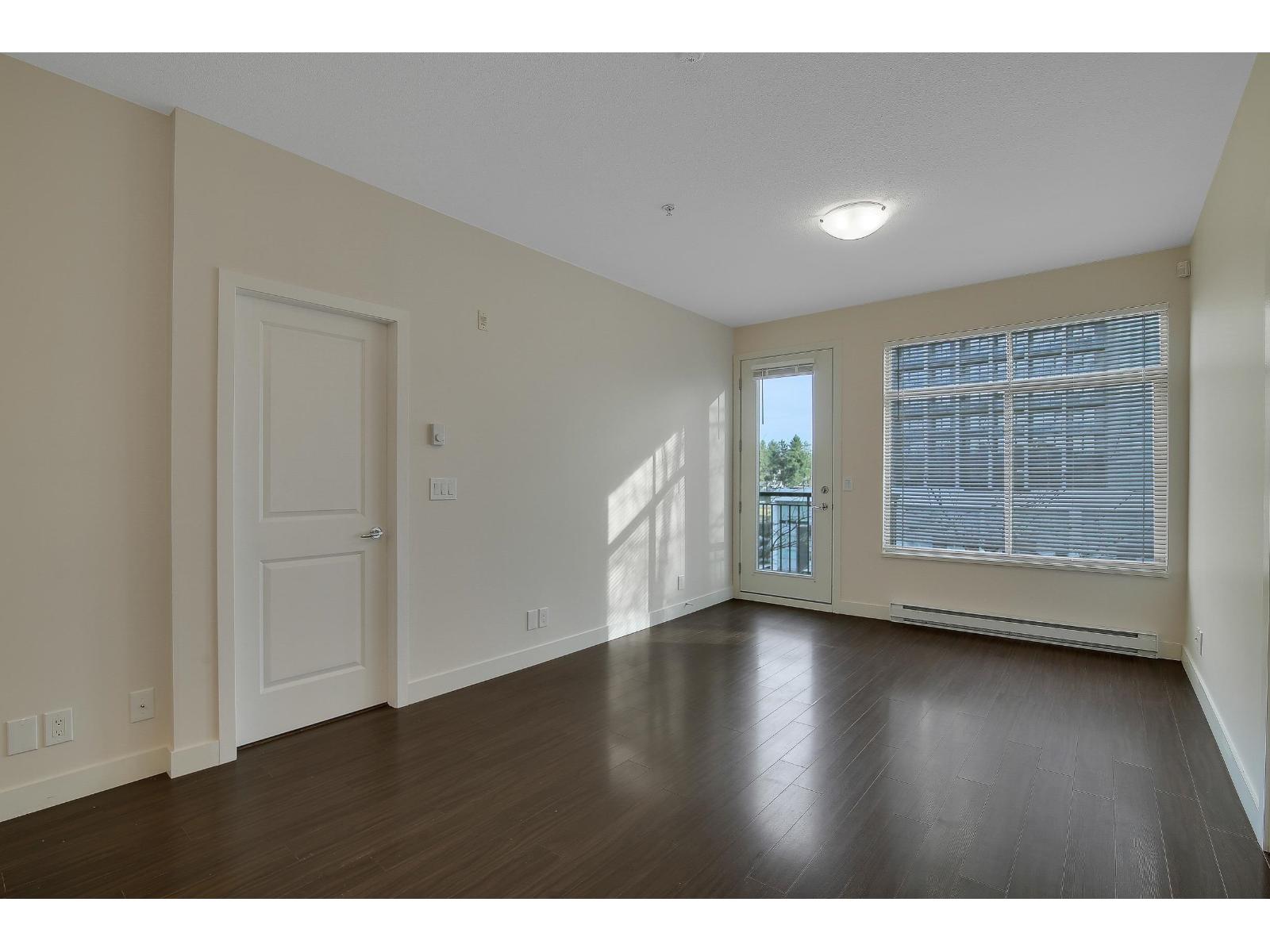 405 10499 University Drive, Surrey, British Columbia  V3T 0A4 - Photo 6 - R3095251