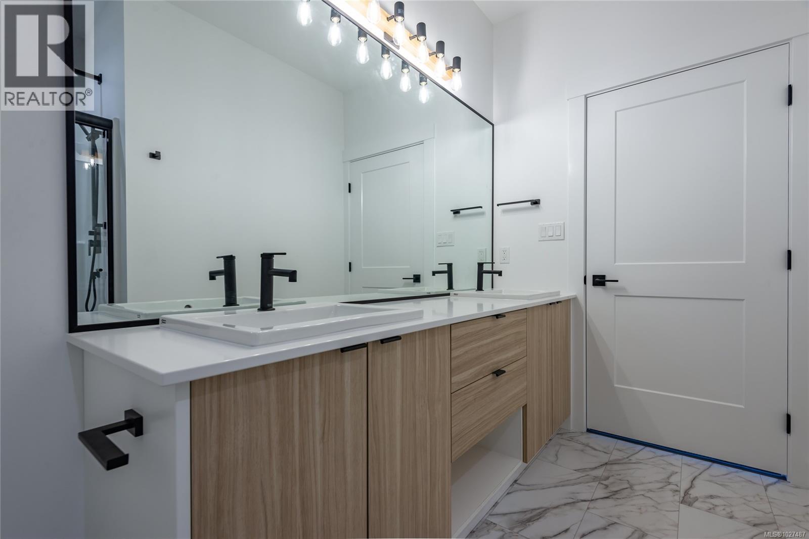 3 3028 Alder St S, Campbell River, British Columbia  V9H 0E9 - Photo 17 - 1027487