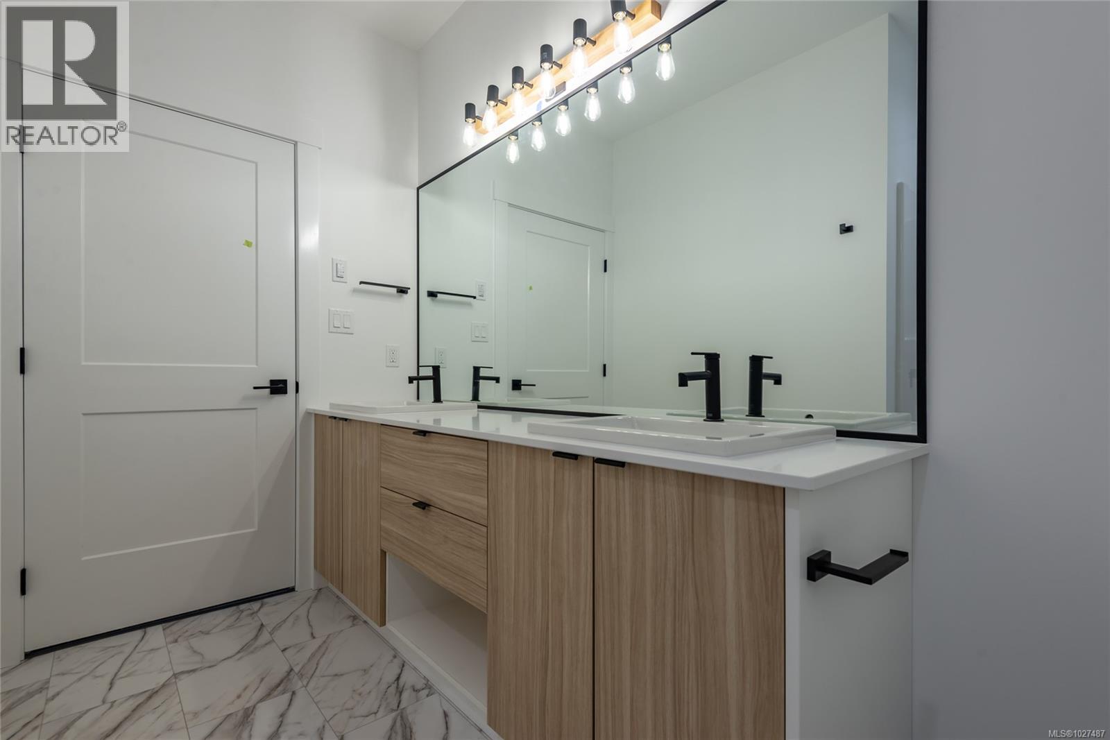 3 3028 Alder St S, Campbell River, British Columbia  V9H 0E9 - Photo 26 - 1027487