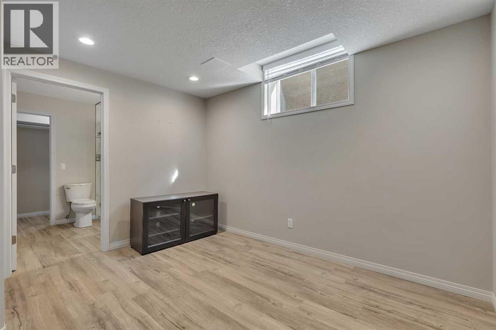 52 Sandstone Ridge Crescent, Okotoks, Alberta  T1S 1P9 - Photo 18 - A2290236