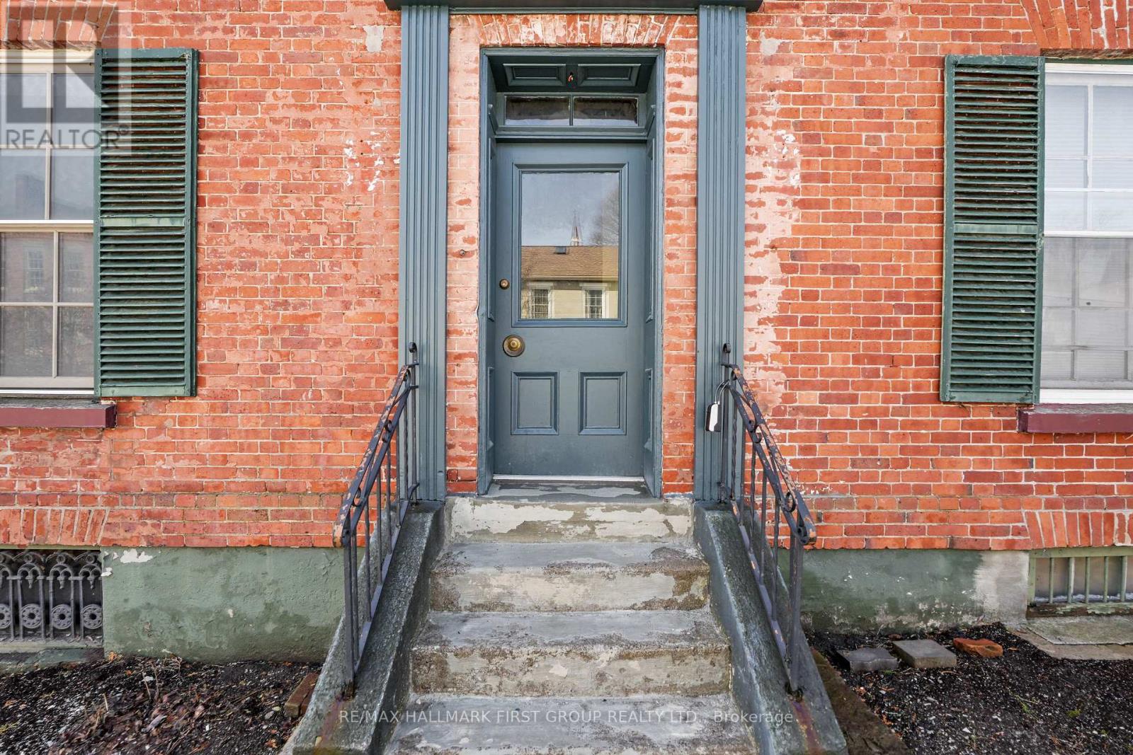 143 Walton Street, Port Hope, Ontario  L1A 1N4 - Photo 3 - X12841432