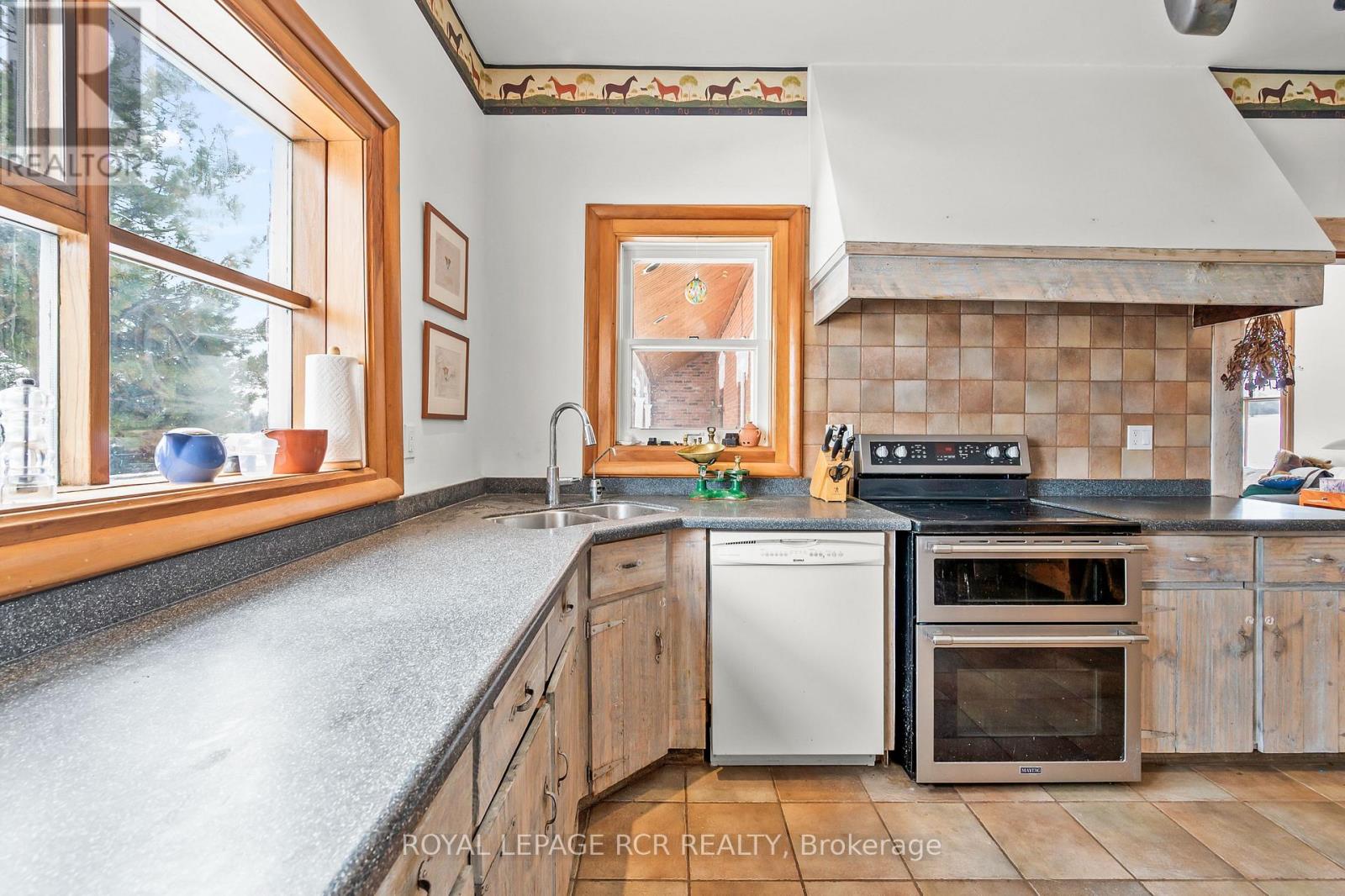 5600 Fourth Line, Guelph/eramosa, Ontario  N0B 2K0 - Photo 9 - X12841462