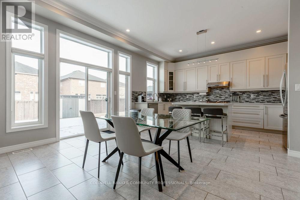 51 Weaver Drive, Hamilton, Ontario  L9K 0G3 - Photo 10 - X12841552