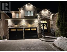132 GRANDELL DRIVE, Hamilton, Ontario