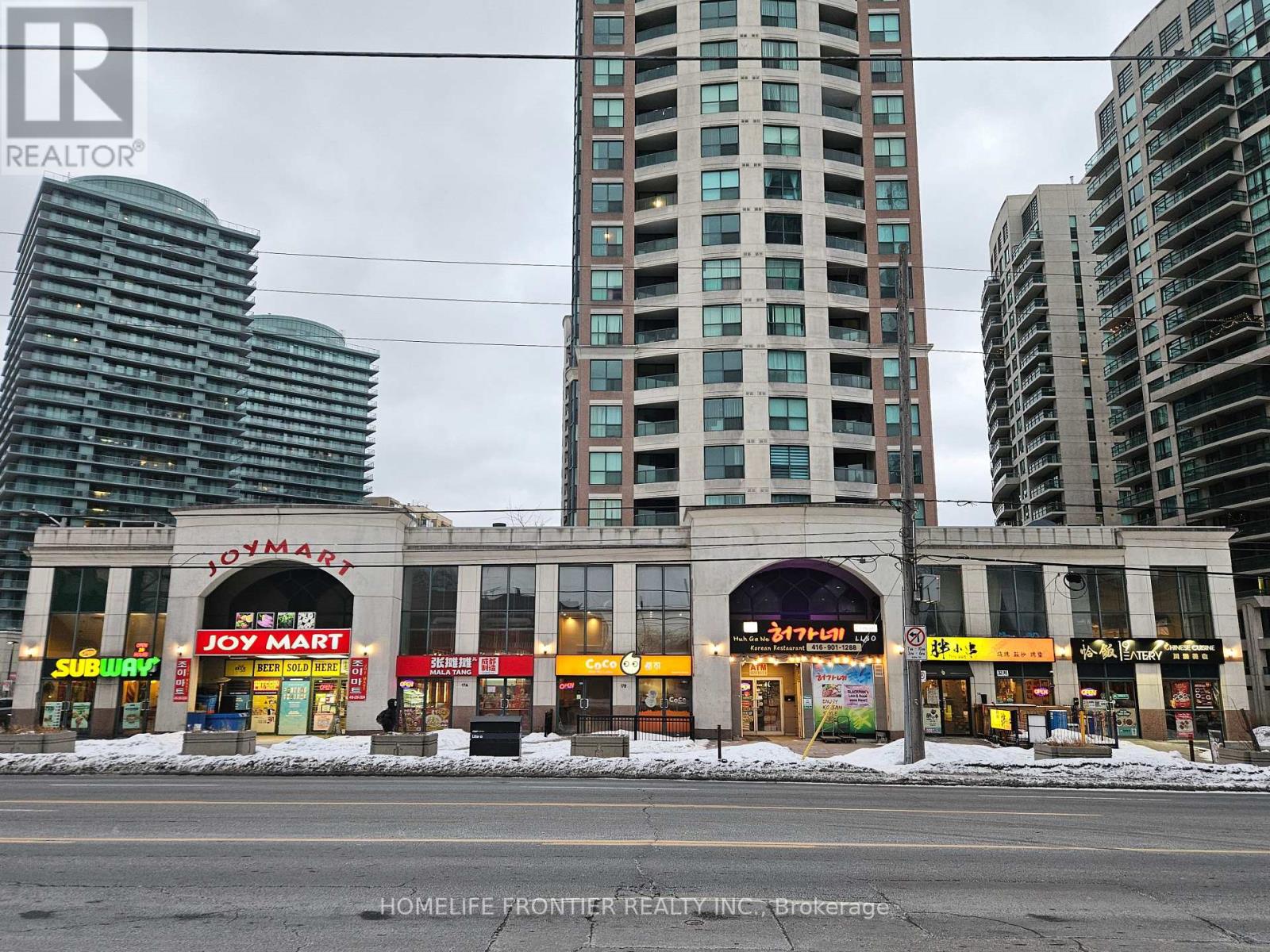 19A FINCH AVENUE, Toronto, Ontario