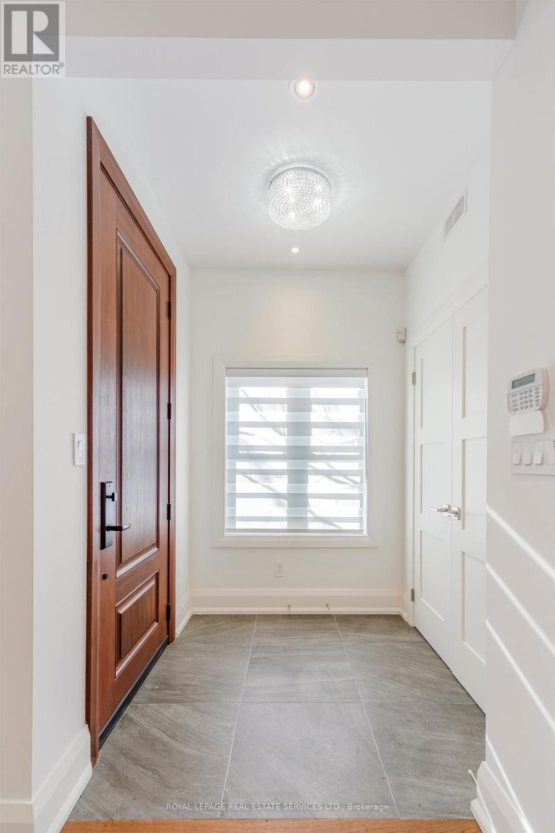 26 Bishop Street, Toronto, Ontario  M5R 1N2 - Photo 32 - C12838180