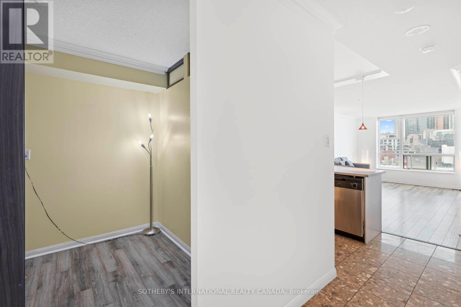 1014 - 109 Front Street E, Toronto, Ontario M5A 4P7 - Photo 7 - C12840870