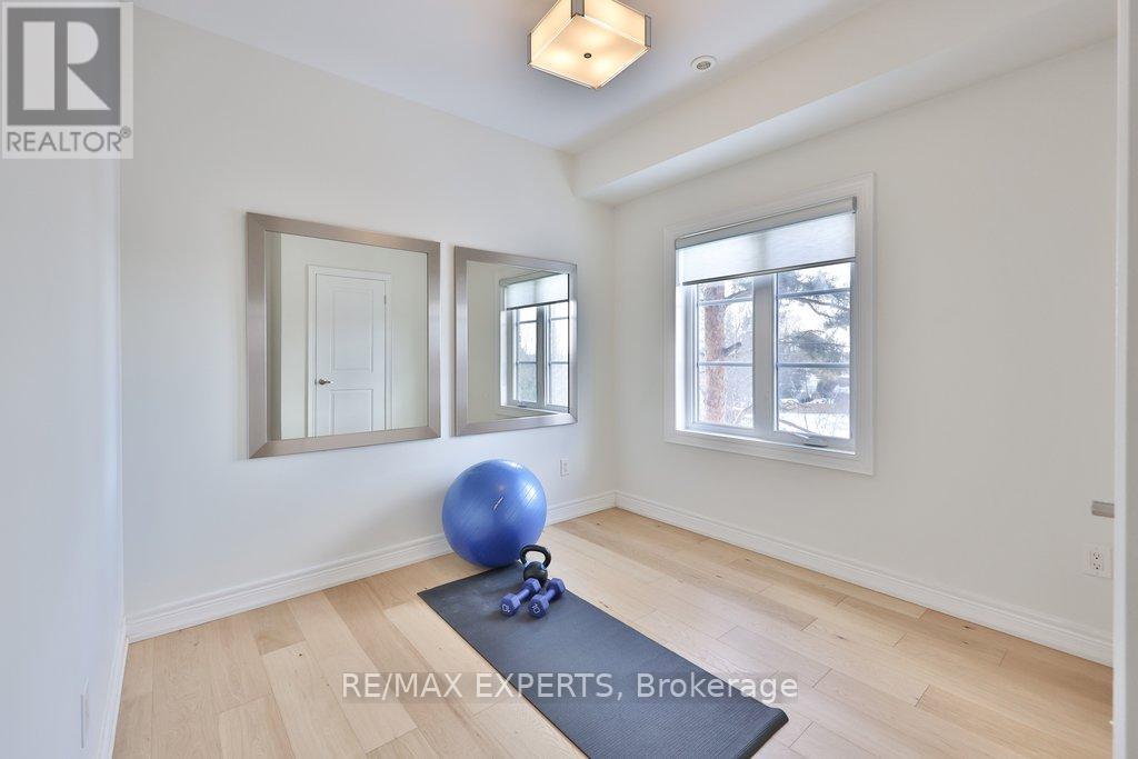 129 Powseland Crescent, Vaughan, Ontario  L4L 0C5 - Photo 25 - N12841378