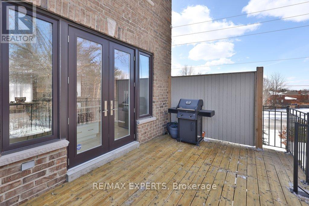 129 Powseland Crescent, Vaughan, Ontario  L4L 0C5 - Photo 16 - N12841378