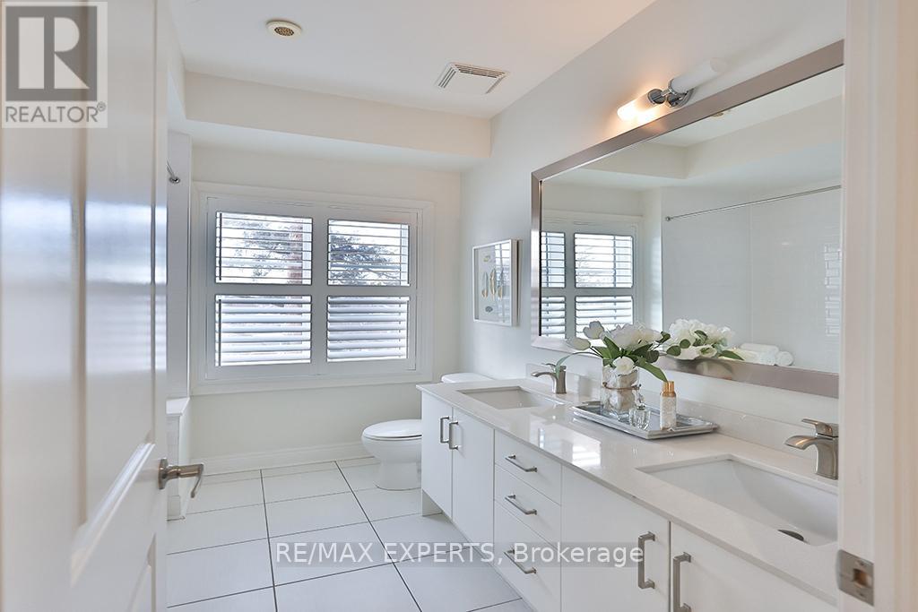 129 Powseland Crescent, Vaughan, Ontario  L4L 0C5 - Photo 23 - N12841378