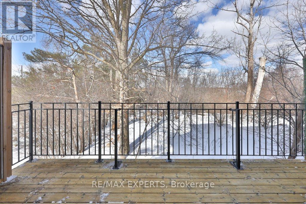 129 Powseland Crescent, Vaughan, Ontario  L4L 0C5 - Photo 17 - N12841378