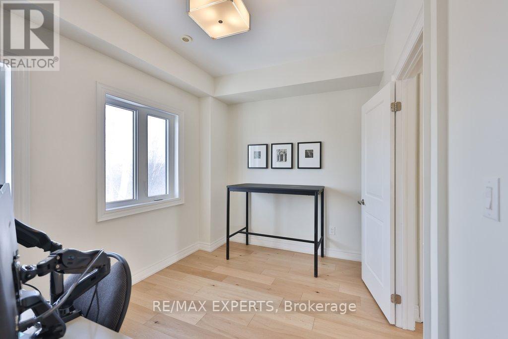 129 Powseland Crescent, Vaughan, Ontario  L4L 0C5 - Photo 27 - N12841378