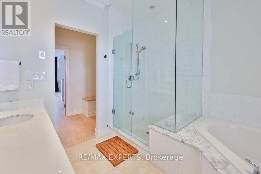 129 Powseland Crescent, Vaughan, Ontario  L4L 0C5 - Photo 38 - N12841378