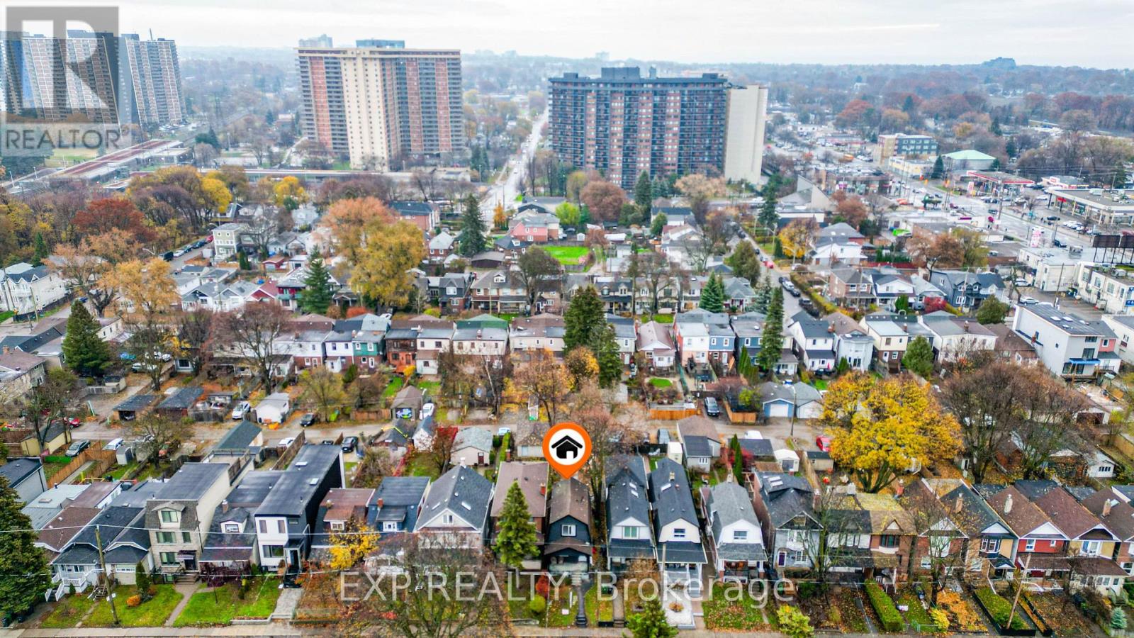 47 Eldon Avenue, Toronto, Ontario  M4C 5G2 - Photo 5 - E12840552