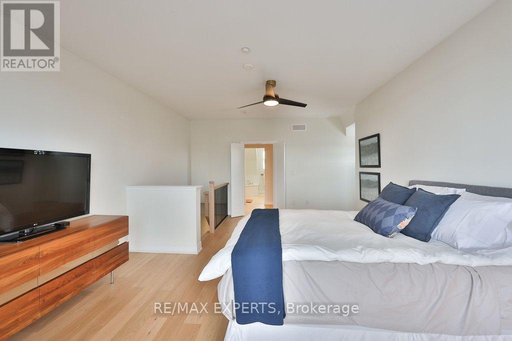 129 Powseland Crescent, Vaughan, Ontario  L4L 0C5 - Photo 32 - N12841378