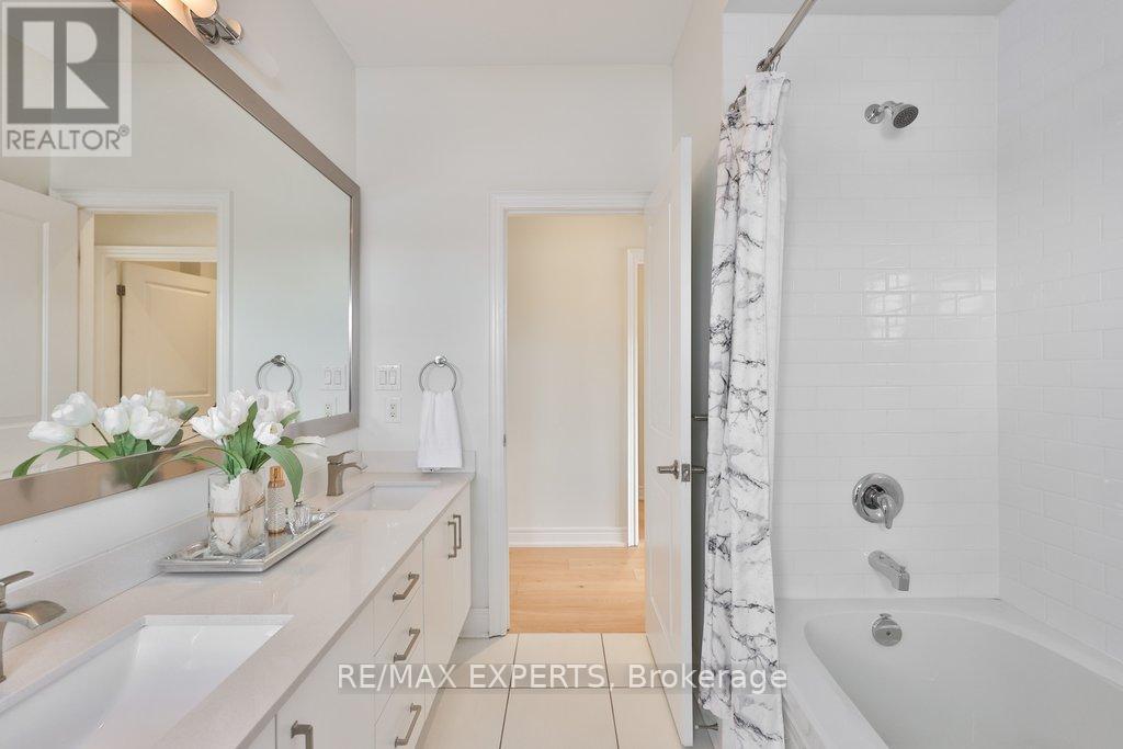 129 Powseland Crescent, Vaughan, Ontario  L4L 0C5 - Photo 24 - N12841378