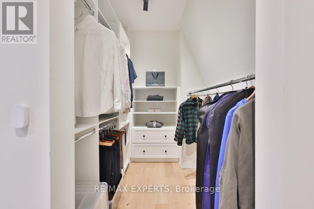 129 Powseland Crescent, Vaughan, Ontario  L4L 0C5 - Photo 34 - N12841378