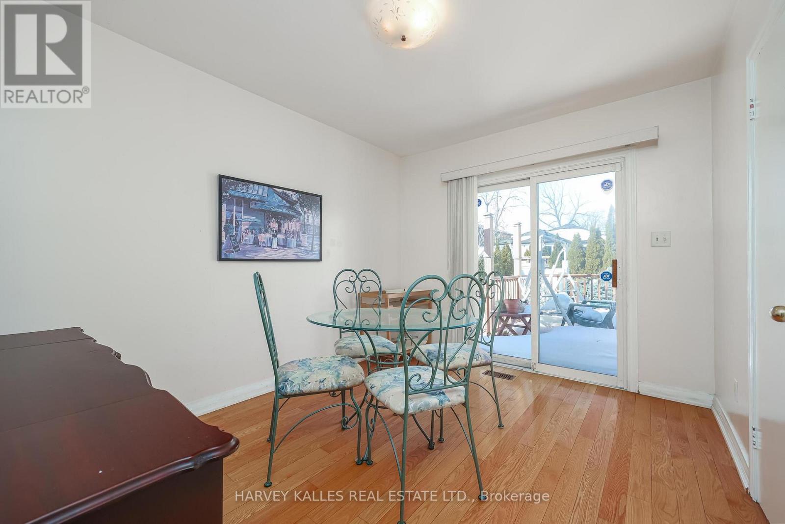 380 Brooke Avenue, Toronto, Ontario  M5M 2L6 - Photo 12 - C12840142