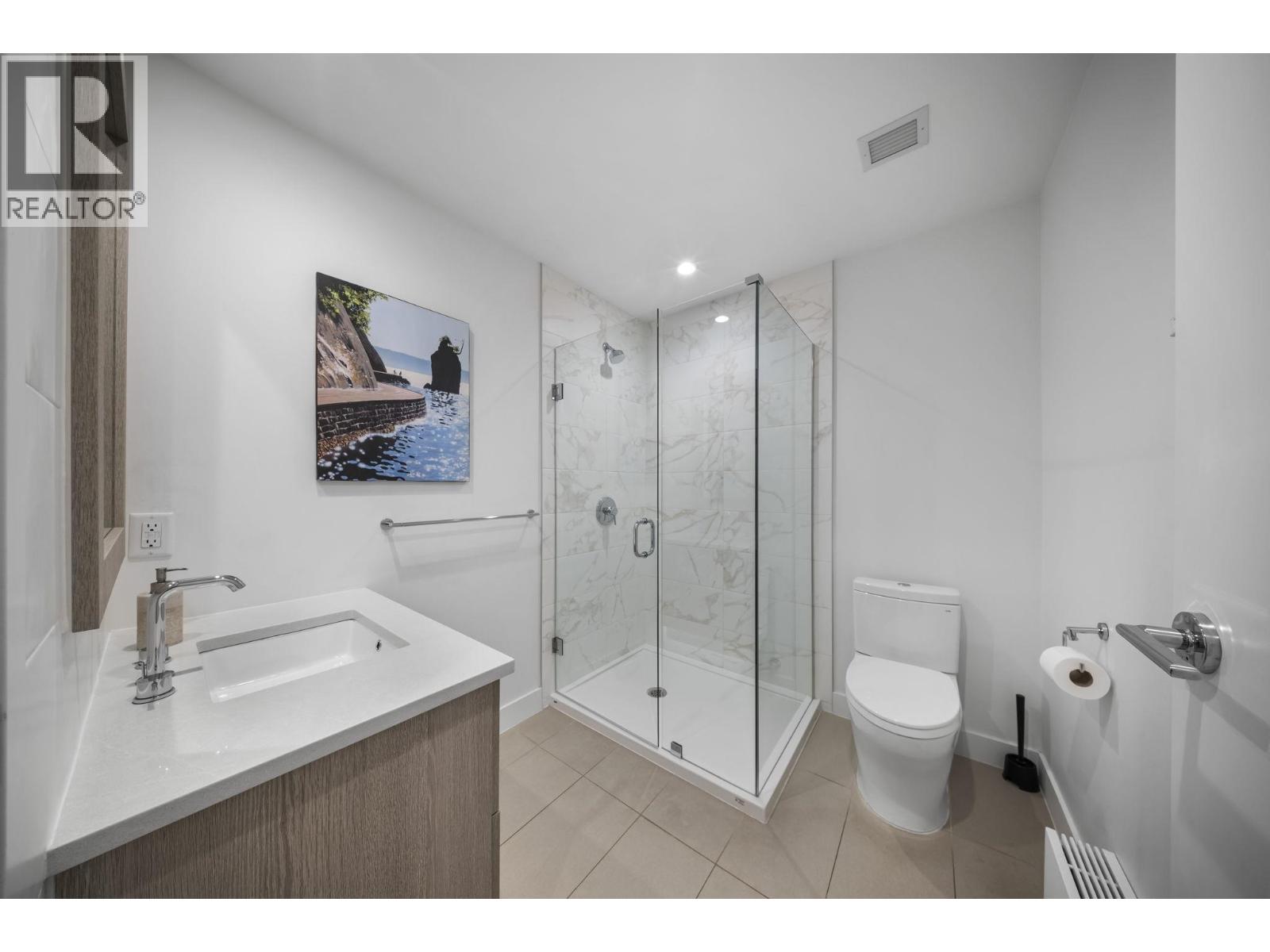 110 707 E 3rd Street, North Vancouver, British Columbia  V7L 1G8 - Photo 10 - R3095628